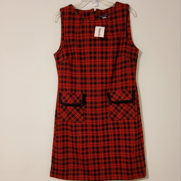 Tommy Hilfiger Dresses & Skirts - Tommy Hilfiger Stretch Red/black Plaid Sleeveless Sheath Dress  Boatneck Size 10